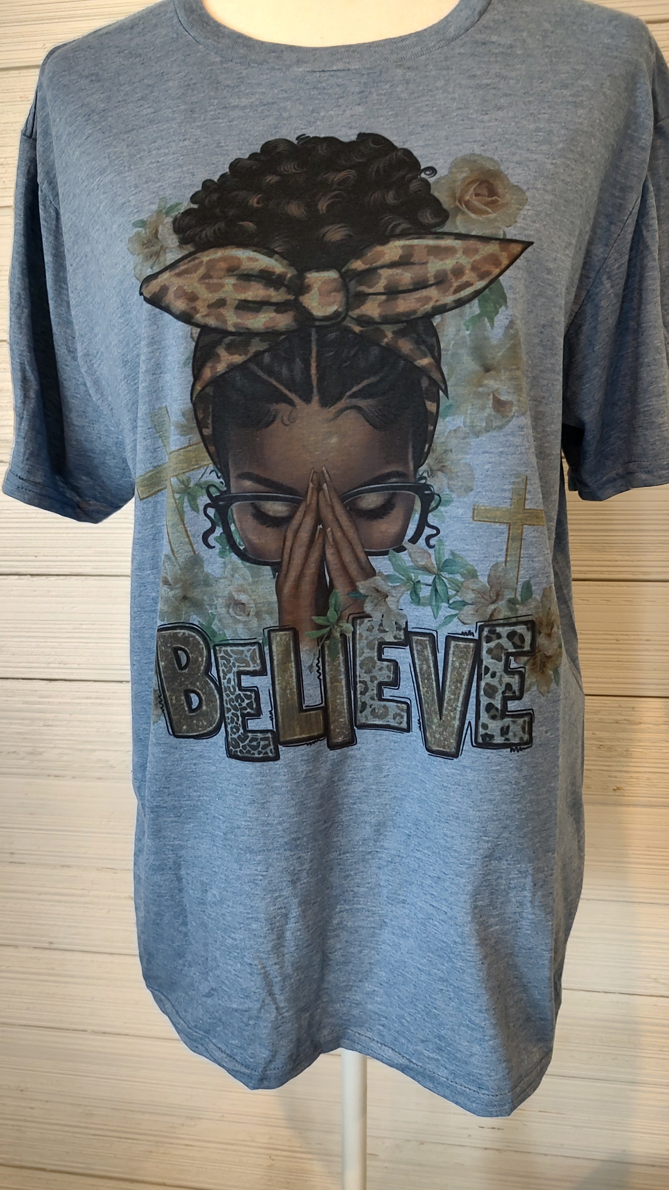 Short sleeve t-shirt Believe