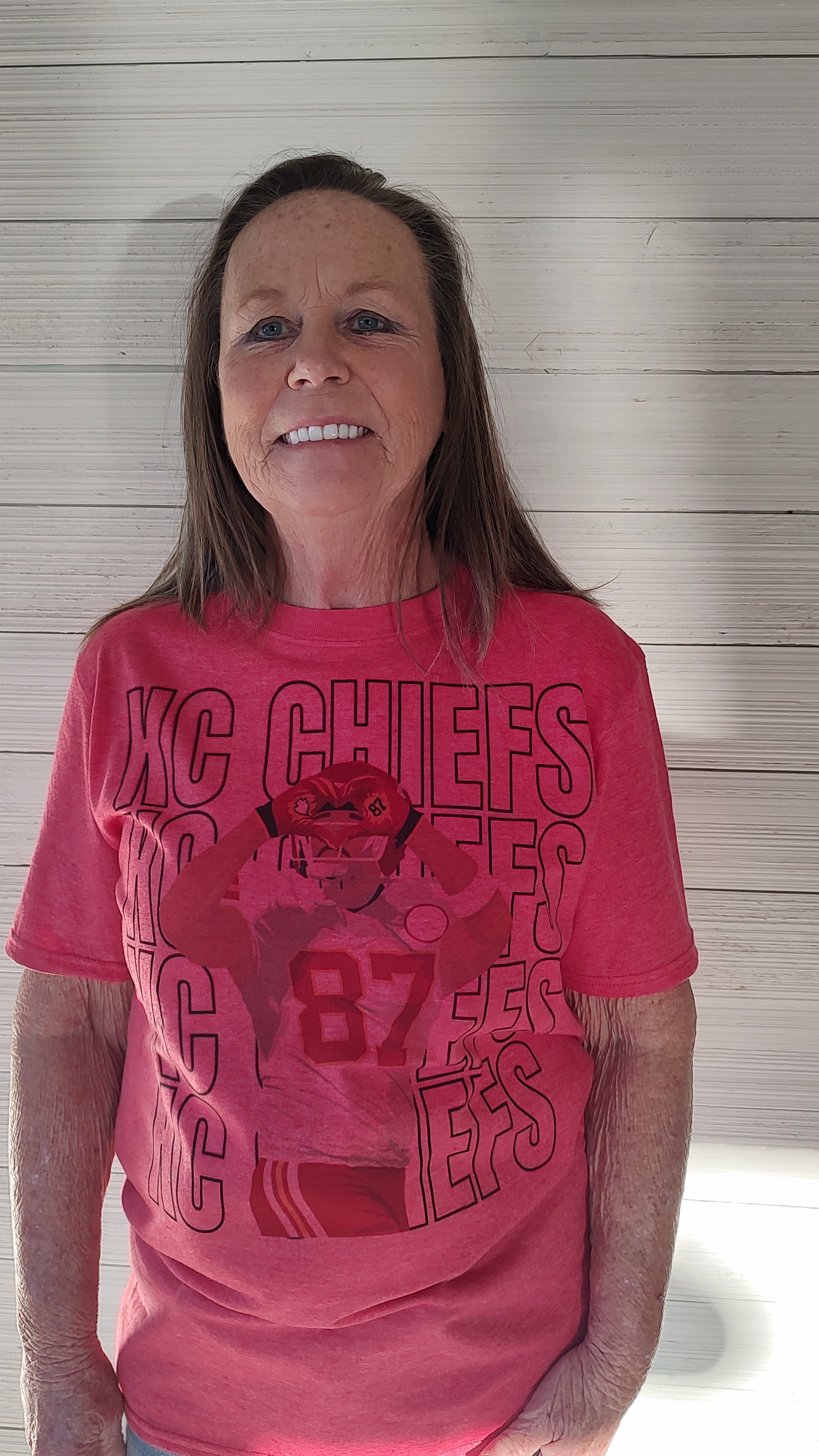 KC Chiefs 87 love black outline T-Shirt