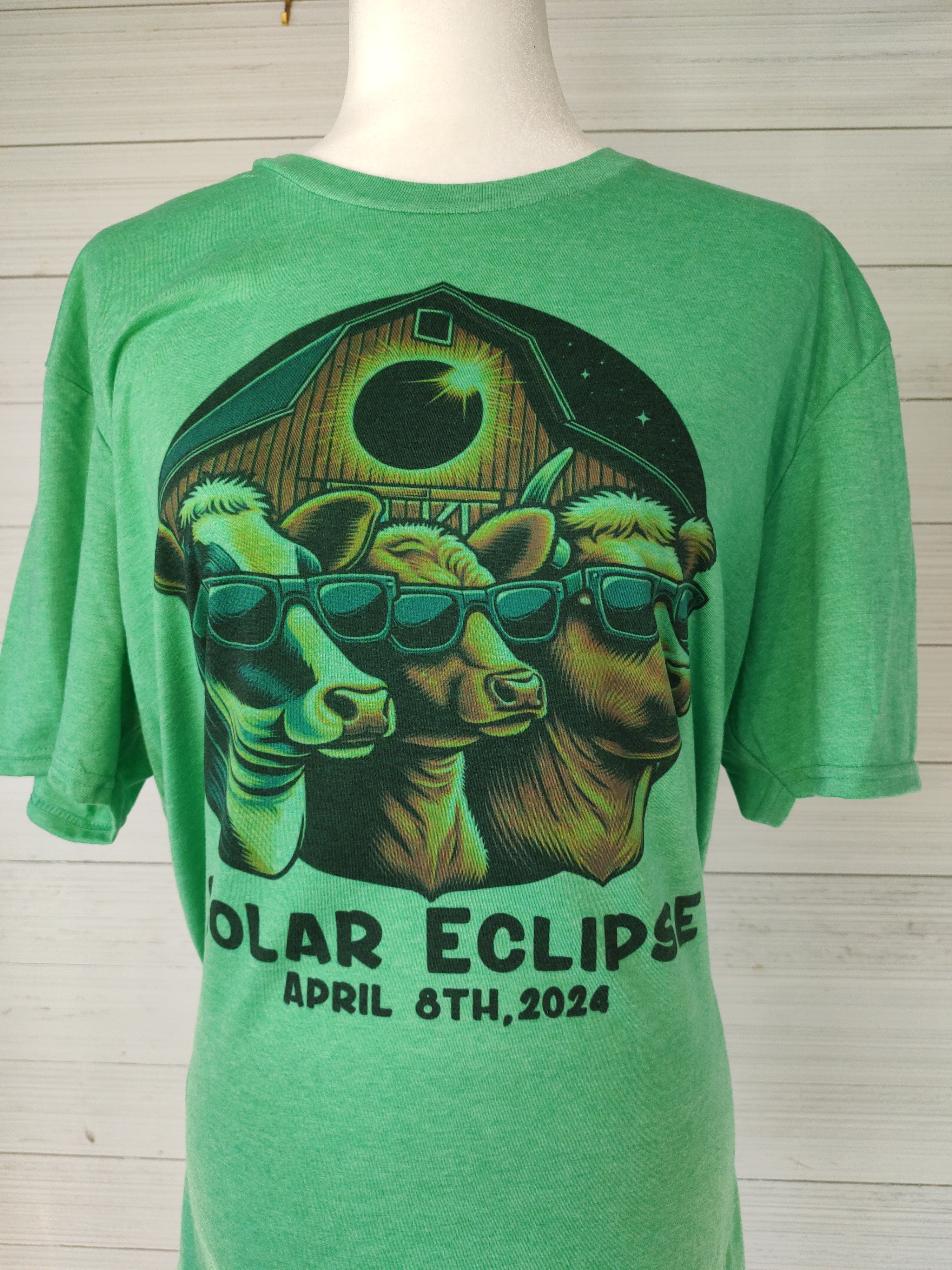 Cows Solar Eclipse April 8th 2024 T-Shirt