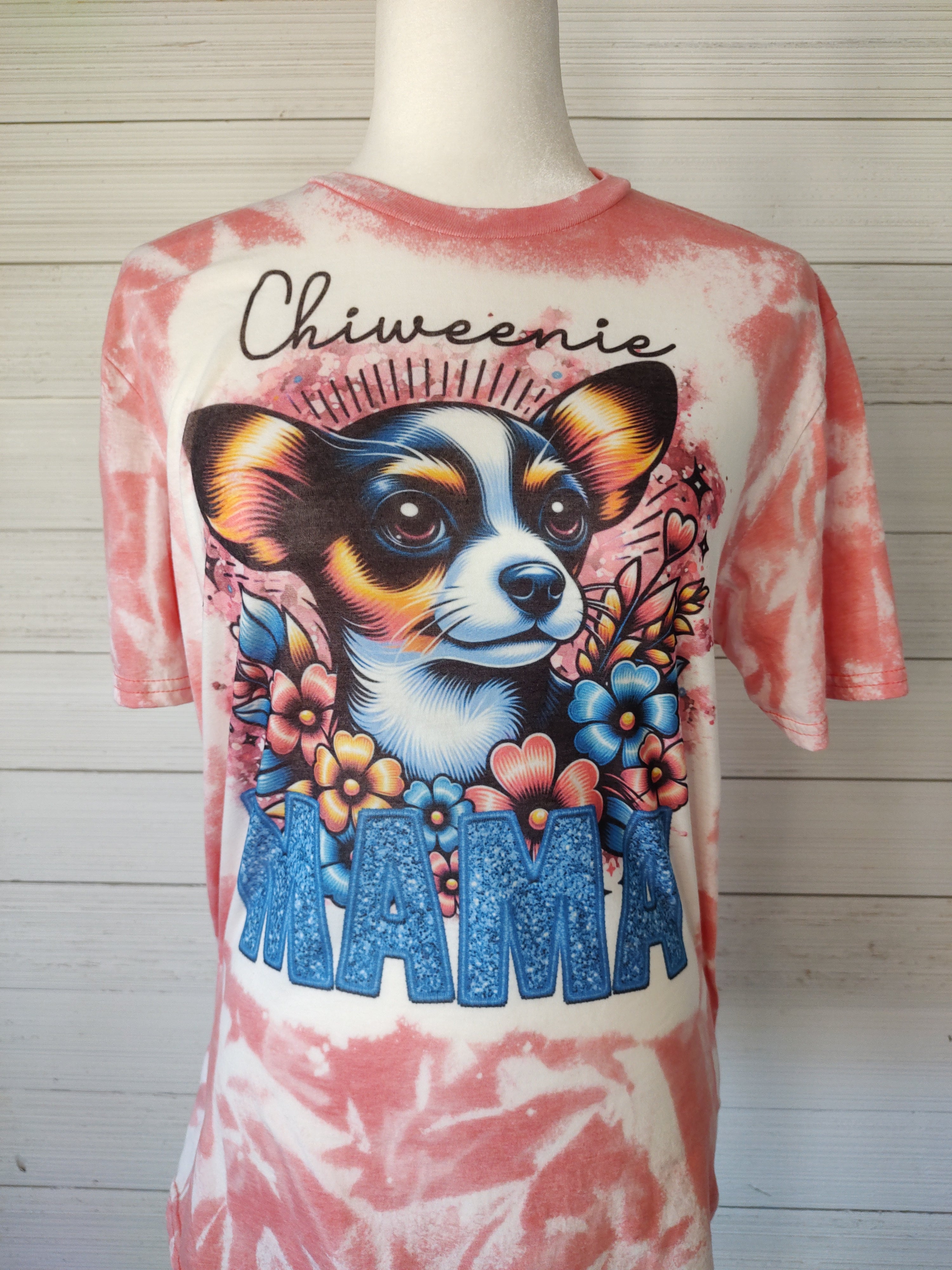 Chiweenie Mama T-Shirt Scrunch Bleached