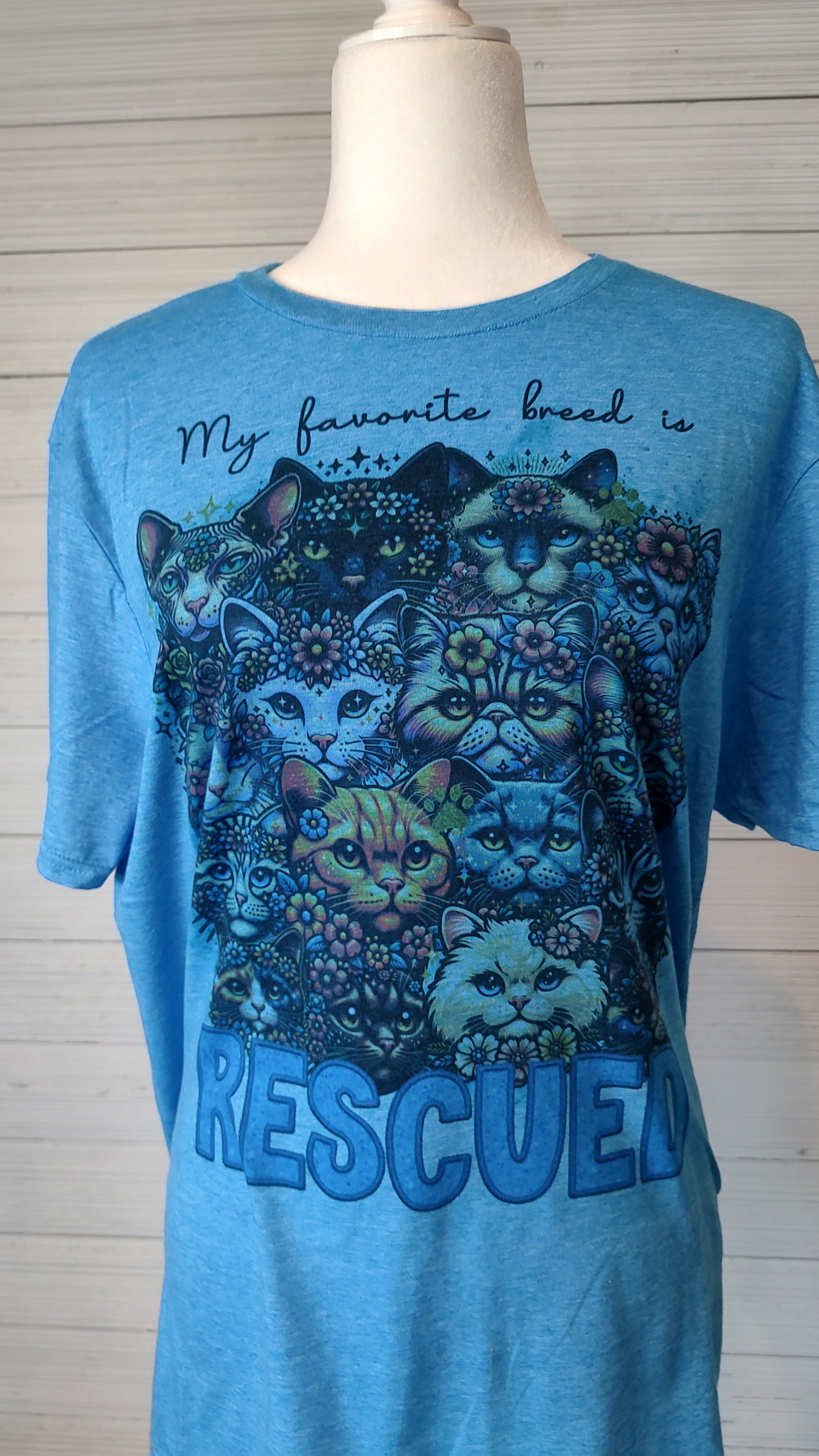 Cat's: My favorite breed is Rescued T- Shirt