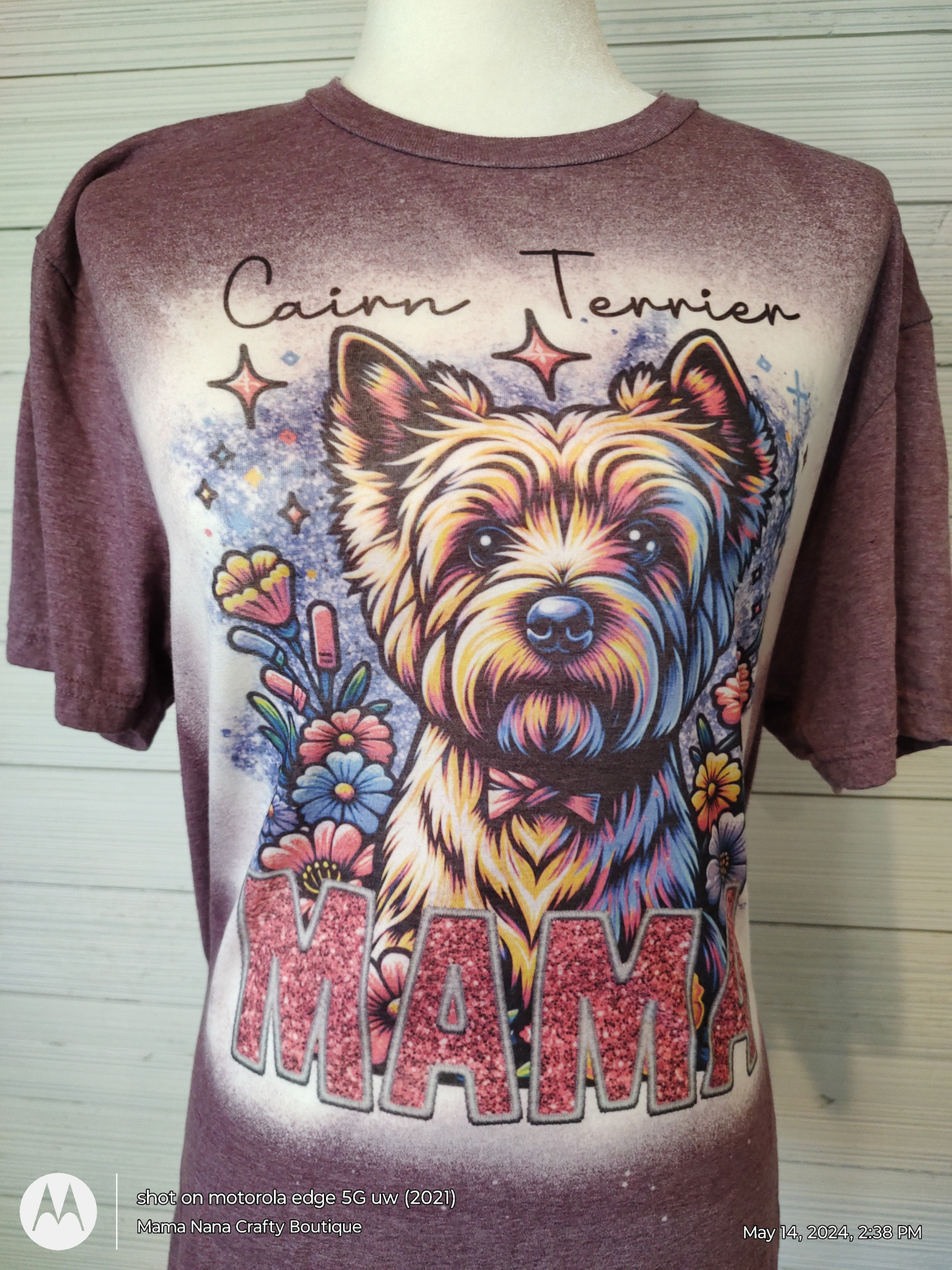 Cairn Terrier Mama T-Shirt Bleached