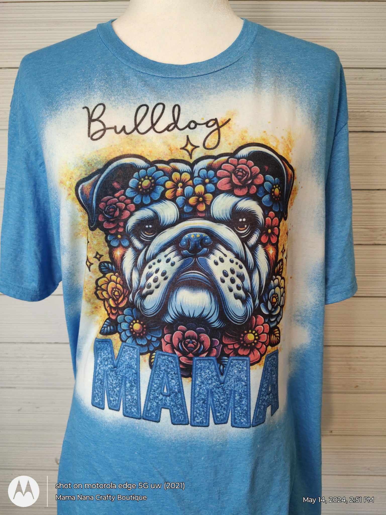 Bulldog Mama T-Shirt Bleached