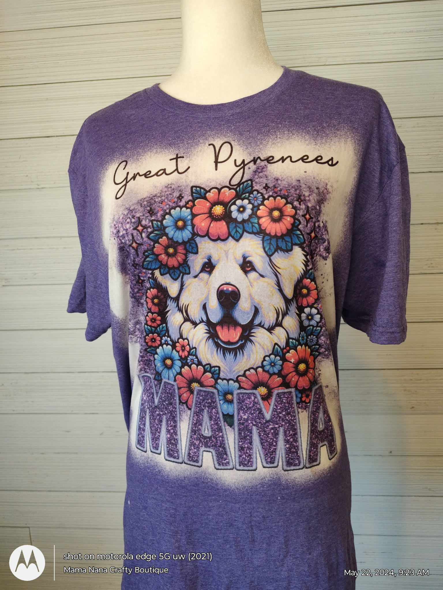 Great Pyrenees Mama T-Shirt Bleached