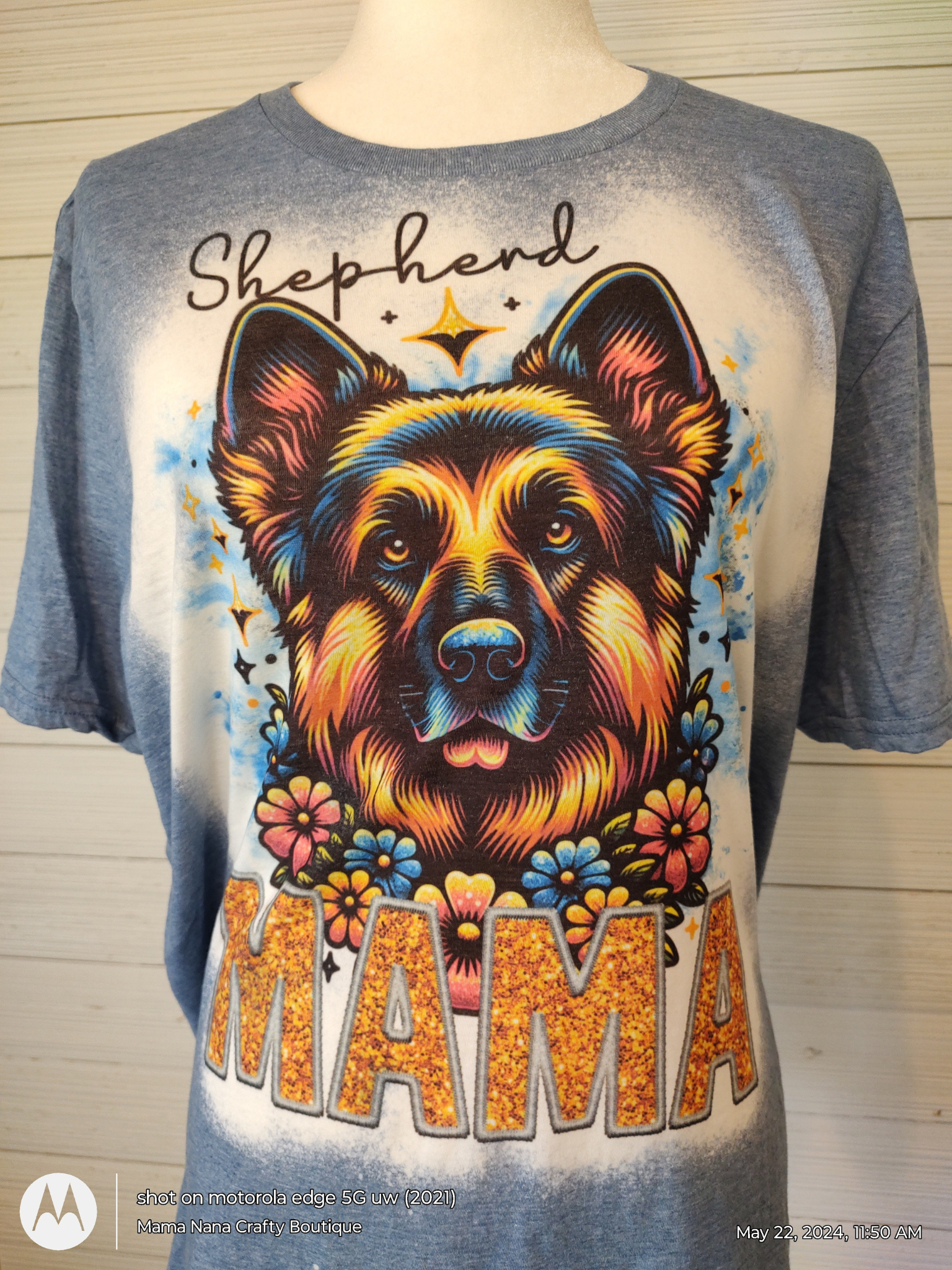 Shepherd Mama T-Shirt Bleached